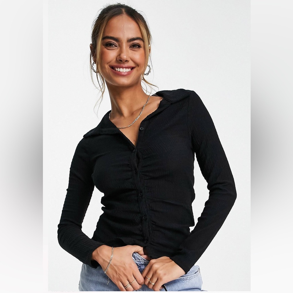 🖤 NEW LOOK textured ruched top